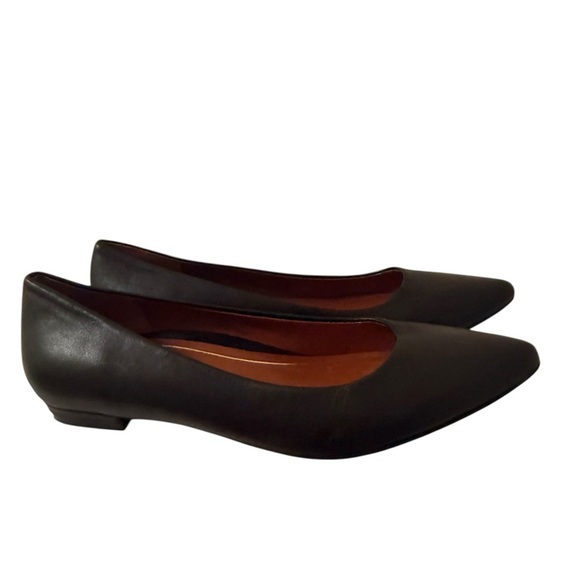 Vionic Black Heels Sleek and Professional - Picture 3 of 10